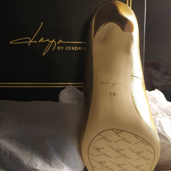 Daya by Zendaya Kyle II - Metallic Gold - USSize 10 - Picture 1 of 5